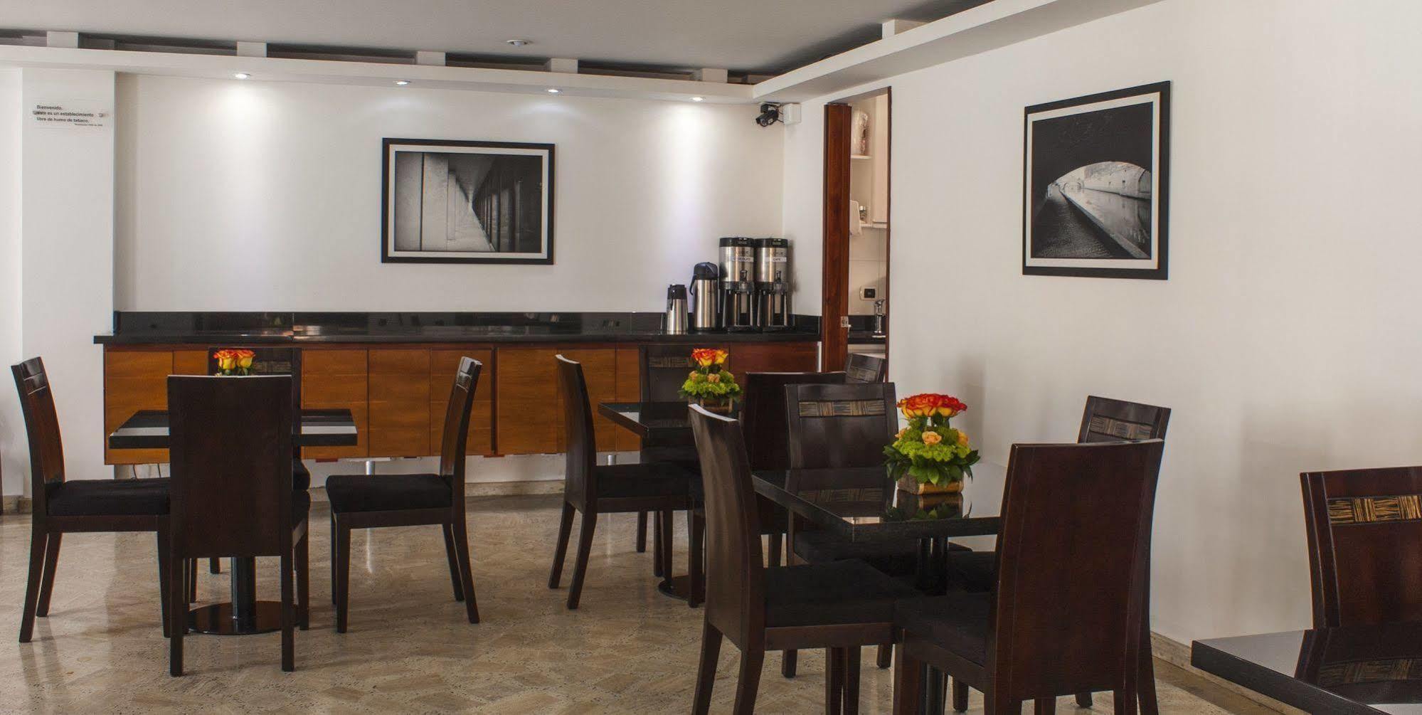 Prisma Suites Chico 94 Bogotá Zewnętrze zdjęcie